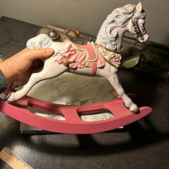 Vintage Rocking pony - Picture 7 of 17